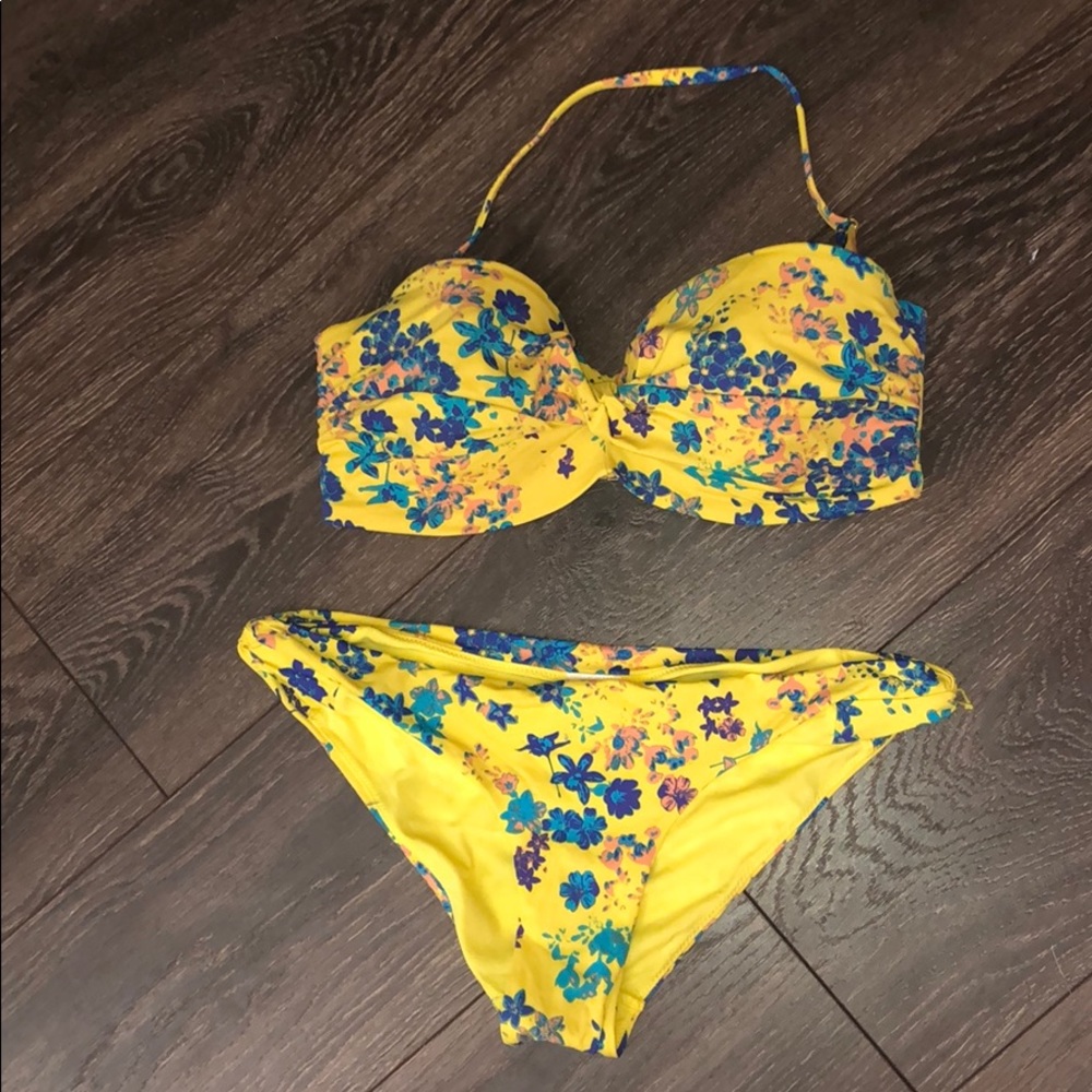 Cute tropical bikini
